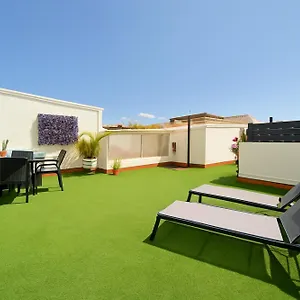 Sun-kissed Getaway Apartamento